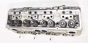 Chevy Small Block Edelbrock 6089 Performer Series Cylinder Head - Picture 1 of 5
