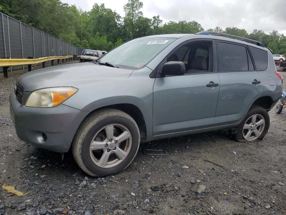 Used Air Cleaner Assembly fits: 2006 Toyota Rav4 6 cylinder 2GRFE engine Grade A - Image 1 of 4
