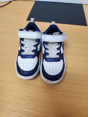 Tênis Nike infantil Nike Bq5453-107 9c azul e branco - Imagem 1 de 4