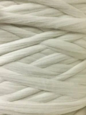 20 lbs Pounds Natural White Wool Roving Fiber Spinning, Felting,  Chunky Yarn - Image 1 of 4