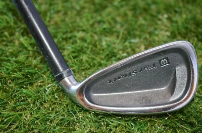 Wilson 	Fat Shaft 	5 Iron 	Right Handed 	38.5"	Graphite 	Regular	New Grip  - Image 1 of 4