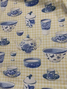 Vintage Waverly Matisse Karo Stoff mit Teetassen gelb kariert 2,5 Yards. - Bild 1 von 3
