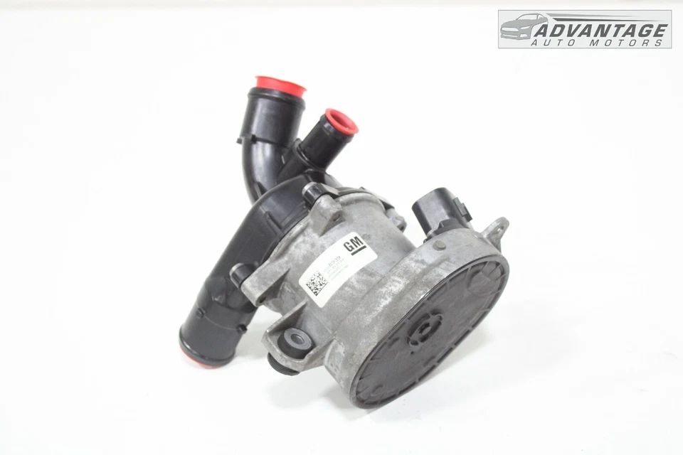 Chevrolet Blazer 2020-2024 motor 2,0 L refrigerante bomba de agua 55508939 OEM Foto 1 de 4