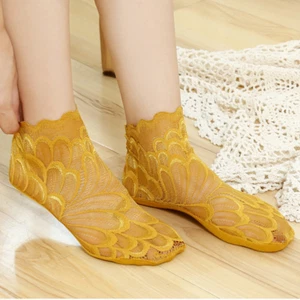 2 pares/5 pares de calcetines de malla de encaje para mujer al tobillo transparentes antideslizantes ahuecados - Imagen 1 de 18