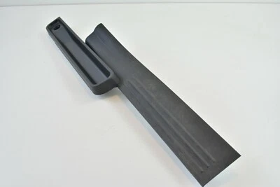 AUDI A6 QUATTRO 2005 delantero izquierdo puerta del conductor umbral placa de desgaste OEM negro Foto 1 de 4