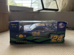 2009 #24 Jeff Gordon Foundation Speed Racer 1/64 NASCAR Diecast - Picture 1 of 5