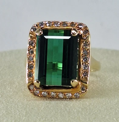 Turmalina y diamantes cromados verdes corte esmeralda oro amarillo de 18 quilates vintage talla 7 Foto 1 de 4