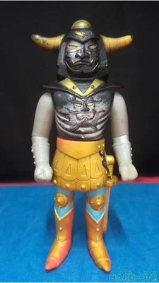 Popy Dark General Vintage Foto 1 de 4