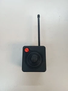 Joystick Inalámbrico Atari 2600 Sin Dongle RECEPTOR Antiguo Vintage Coleccionistas JUEGO - Imagen 1 de 12