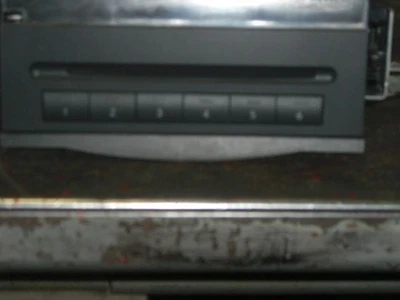 06 07 08 09 10 11 12 13 MERCEDES R350 EQUIPO AUDIO 537410 Foto 1 de 4