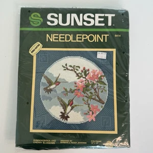 Vintage Sunset 6414 Kolibris und Kirschblüten 16"×16" Nadelspitzen-Kit - Bild 1 von 5