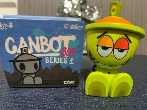 Clutter Canbot 3oz Blind Box Series 1 - SPACEBOT by Dalek 1/20           Signed Cover