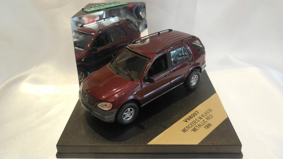 VITESSE 1/43 MERCEDES M-KLASSE METALLIC RED DEL 1998 - Ref. V98007  - Immagine 1 di 1