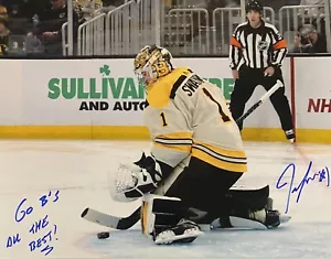 Jeremy Swayman Signed 8x10 Photo! BOSTON BRUINS GOALIE ! “ GO B’s” W/COA - Foto 1 di 3