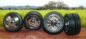 1/18 ( IB ) Trucker Wheel & Tire Set 4 Stück (Hinterreifen sind doppelt ) - Bild 1 von 8