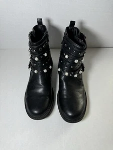 Guess GGGROOVI Women's size 7.5 M studded boots with buckles & side zipper black - Picture 1 of 9