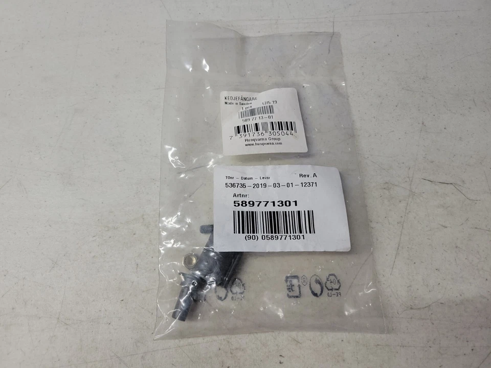 Husqvarna 589771301 Chain Catcher Assembly Kit for H565/H572 565 572 XP XPG OEM - Изображение 1 из 3