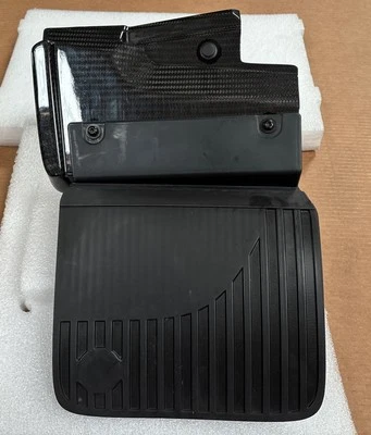 Painel balancim quadrado de fibra de carbono Mercedes-Benz G63 AMG 4x4 A4635234800 fabricante de equipamento original - Imagem 1 de 4