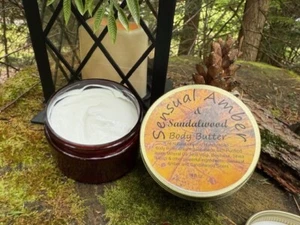 Sensual Amber Sandelholz, Körperbutter, Bio-Körperbutter, feuchtigkeitsspendend 4 Oz. - Bild 1 von 5