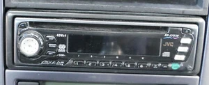VW Golf 4 Bora T5 T4 Radio JVC KD-S757R Lettore CD 40W X 4 RDS - Foto 1 di 2