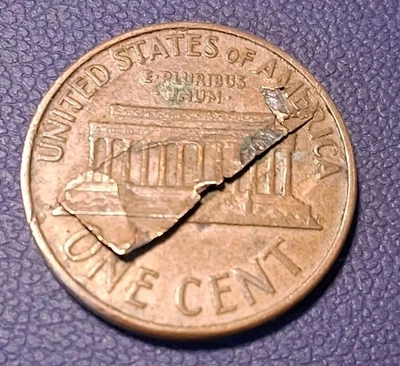 1961 D Lincoln Cent 1c with lamination ERROR - Image 1 of 4