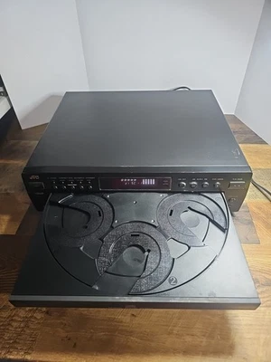 JVC Model XL-FZ25BK 6 disc CD Changer/Player Works No Remote - Image 1 of 4