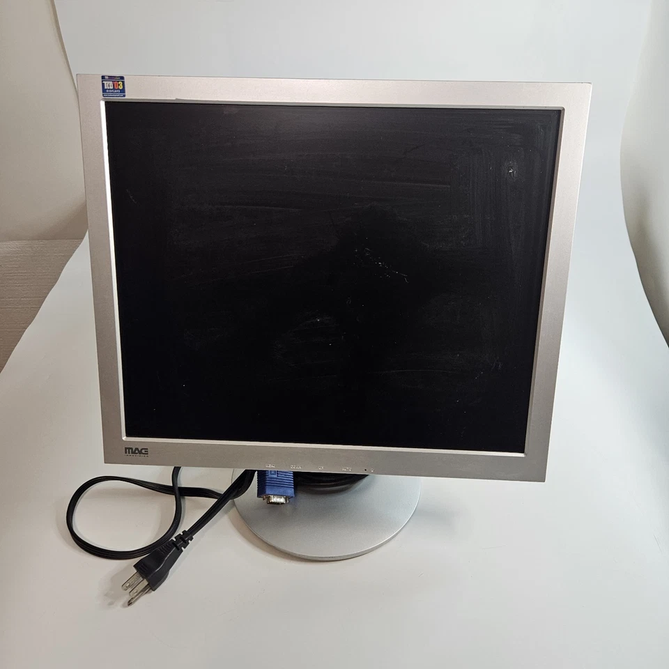 MAG Innovision 17" Flat Screen Monitor 700P.....LT716S - Image 1 of 4