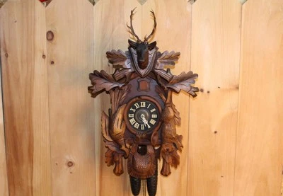 Large 8 Day German Black Forest Hunter Cuckoo Clock ~ Beautiful Condition ~ Runs - Image 1 of 4