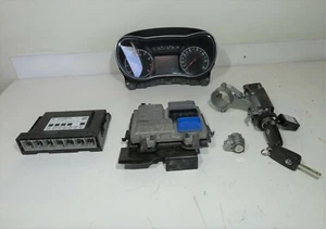 VAUXHALL CORSA 2015 PETROL ENGINE START IGNITION LOCK ECO SET 39022764 13506072 - Imagen 1 de 11