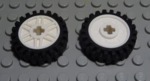 Lego Car Wheel 3x3 with New White Rim 2 Pieces - Picture 1 of 1