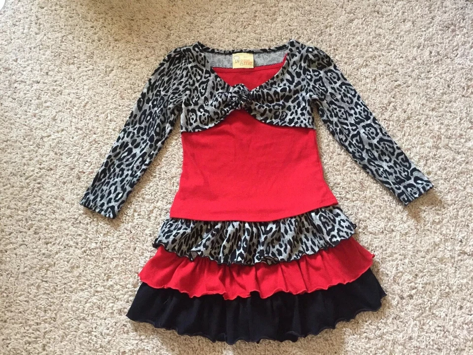 Falda corta y top para niñas talla 5 (marca Dollie & me) Foto 1 de 4