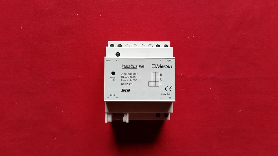 Merten EIB KNX Analogaktor REG 2fach 6822 29  - Bild 1 von 1