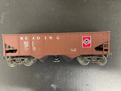 Lionel #6105 Reading Operating Hopper - Image 1 of 4