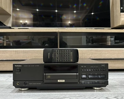 Technics SL-PS700 Compact Disc CD Player + Remote Control High-End Hifi Separate - Image 1 of 2