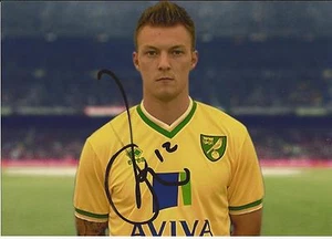 NORWICH: ANTHONY PILKINGTON SIGNED 7x5 PORTRAIT PHOTO+COA - Picture 1 of 1