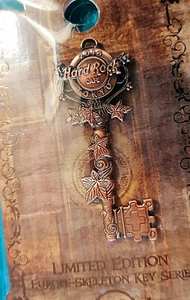 TOKYO ANTIQUE VICTORIAN COPPER SKELETON KEY SERIES 2016 Hard Rock Cafe PIN LE - Picture 1 of 1