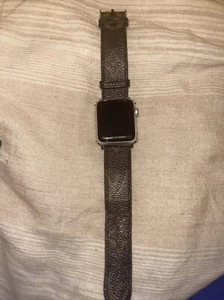Apple Watch Series 3 - Picture 1 of 2