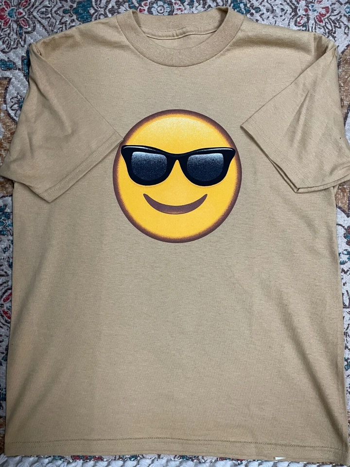 Camiseta juvenil unisex Foto 1 de 1