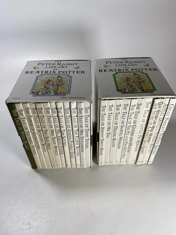 The Peter Rabbit Library by Beatrix Potter Two Box Sets HC 23 Volumes 1989 Good Foto 1 de 4