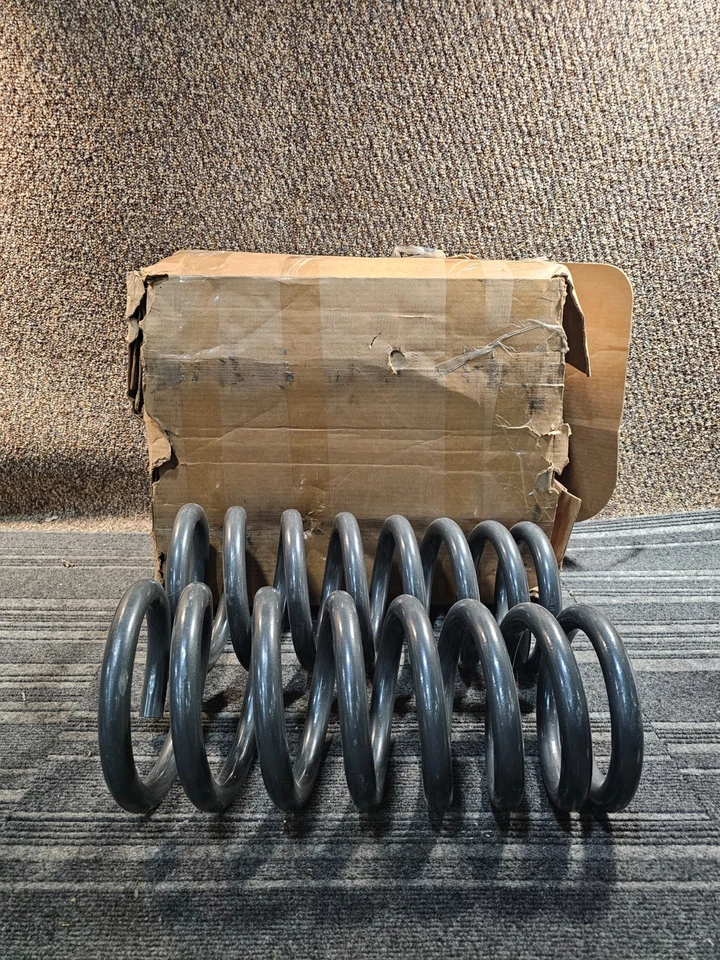 (CANTIDAD 2) Muelles helicoidales delanteros Dorman 929-903 para Dodge Ram 1994-2013 Ram 2500 11-13 Foto 1 de 4