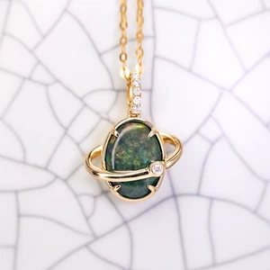 Collar N1 Australian Negro Ópalo y Diamante Tierra Mediodía Oro Amarillo 18K - Imagen 1 de 8