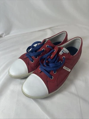 Zapatos de golf Ecco para mujer rojos, blancos y azules de caña baja Euro 41 EE. UU. 9,5 Foto 1 de 4