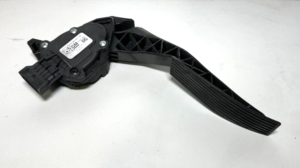 13237352 AC Delco acelerador sensor de posição do pedal para Chevy Chevrolet Impala - Imagem 1 de 4