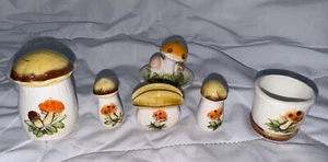 Merry Mushroom Miniatur 7 Teile Vintage Sears 1970 Rarität LESEN Kitsch Puppenhaus - Bild 1 von 24