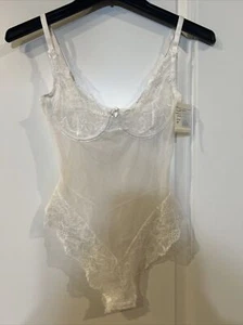 Body de fiesta Arianne para mujer blanco roto con aros con ribete floral de encaje - Imagen 1 de 7