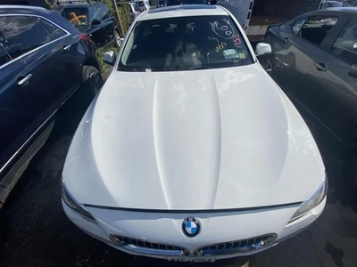 (LOCAL PICKUP ONLY) 11 12 13 14 15 16 BMW 528I Hood - Image 1 of 4