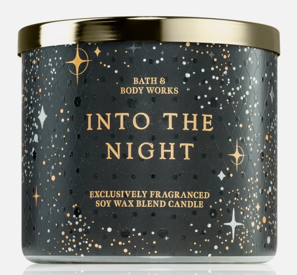 Vela de 3 mechas Bath & Body Works Into The Night - 14,5 OZ - totalmente nueva Foto 1 de 1