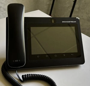 Grandstream GXV3370 16-Line Multimedia IP Video Office Phone w/ Handsets & Stand - Picture 1 of 5
