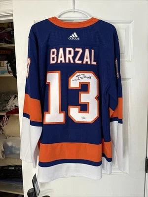 Camiseta Matthew Barzal NHL Auténtica Adidas Firmada Islanders Foto 1 de 4