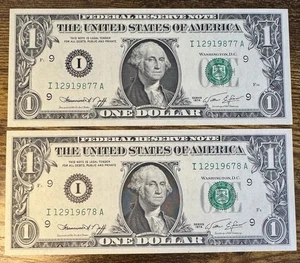 (2) 1974 $1 Dollar Bills CU Consecutive Serial I12919877A & I12919878A - Picture 1 of 2